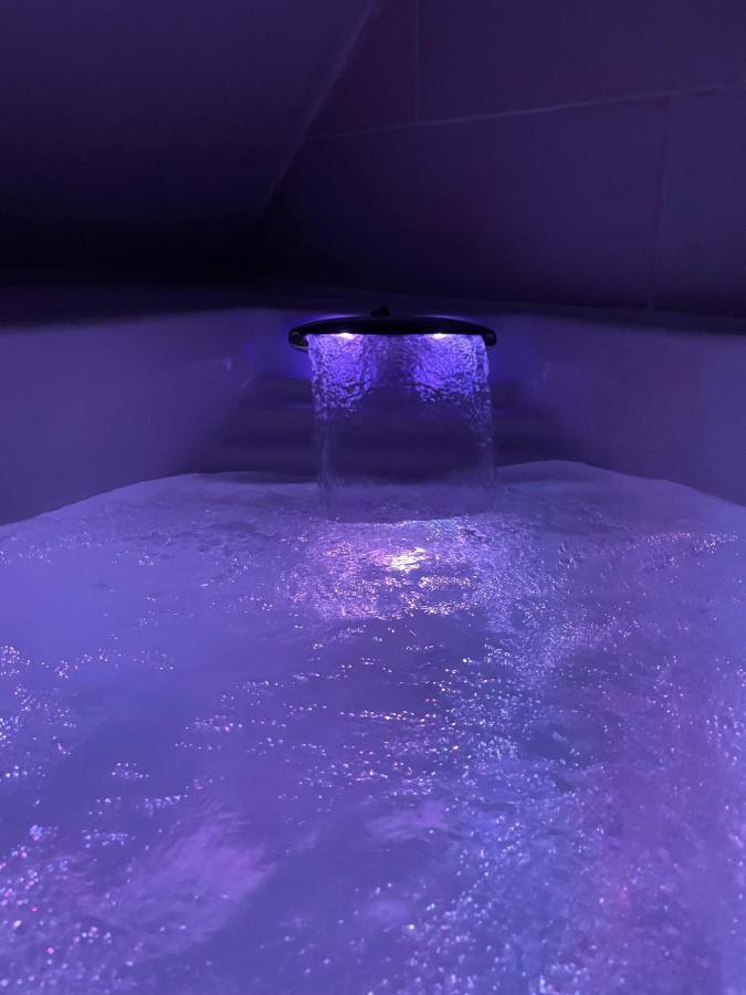Le Nid D'Amour 2Pers / Wifi / Sauna Houssen Ngoại thất bức ảnh