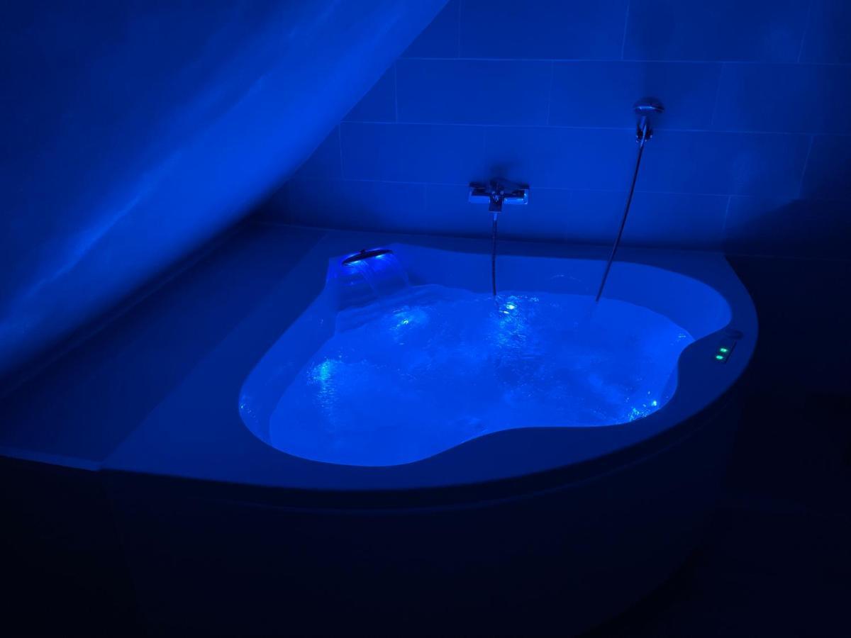 Le Nid D'Amour 2Pers / Wifi / Sauna Houssen Ngoại thất bức ảnh